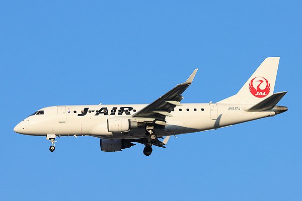J-AIR E170（JA217J)