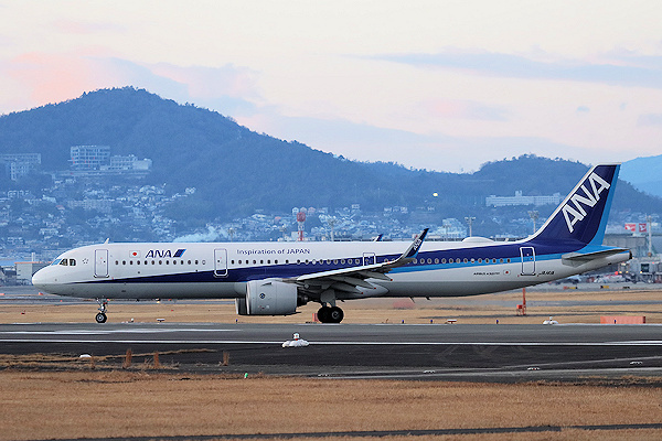 A321-200Nneo（JA141A)