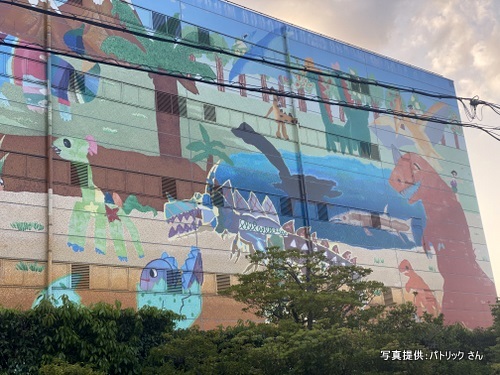 パナソニックエナジー壁画　私たちの恐竜ランド（大阪府守口市）【こんなところで恐竜発見！】