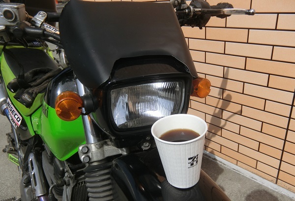 ３コーヒーとバイク