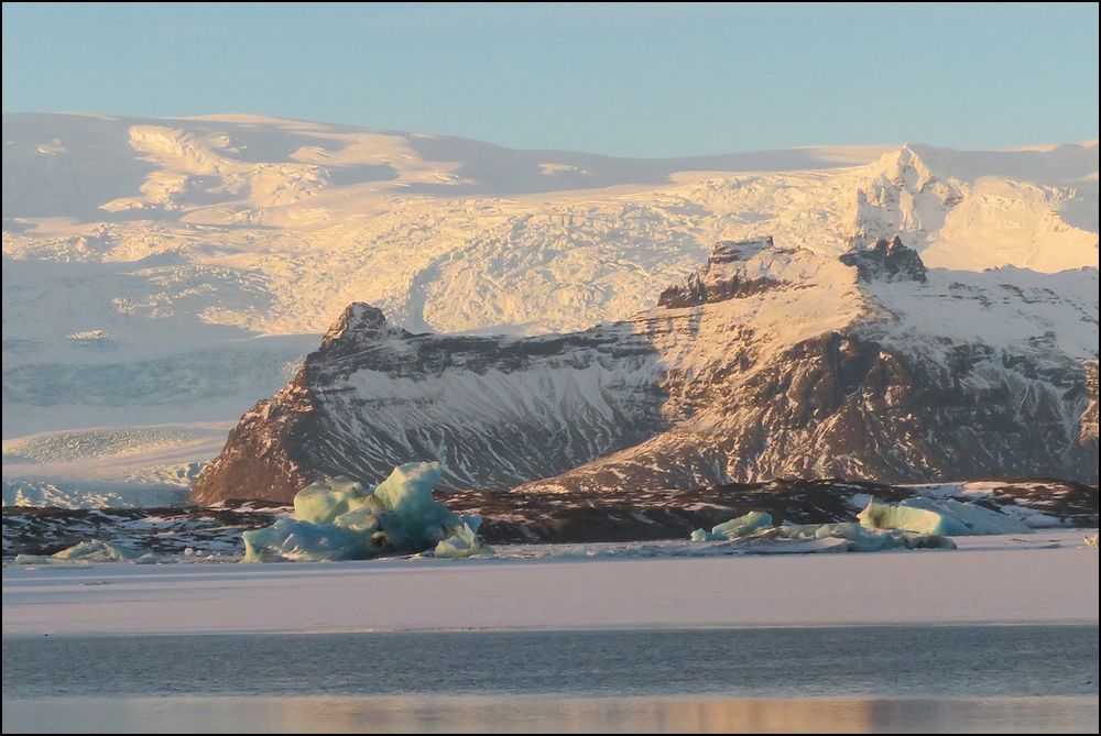 (21)ヨークルスアゥルロゥン氷河湖/Jökulsárlón＠アイスランド/南東部