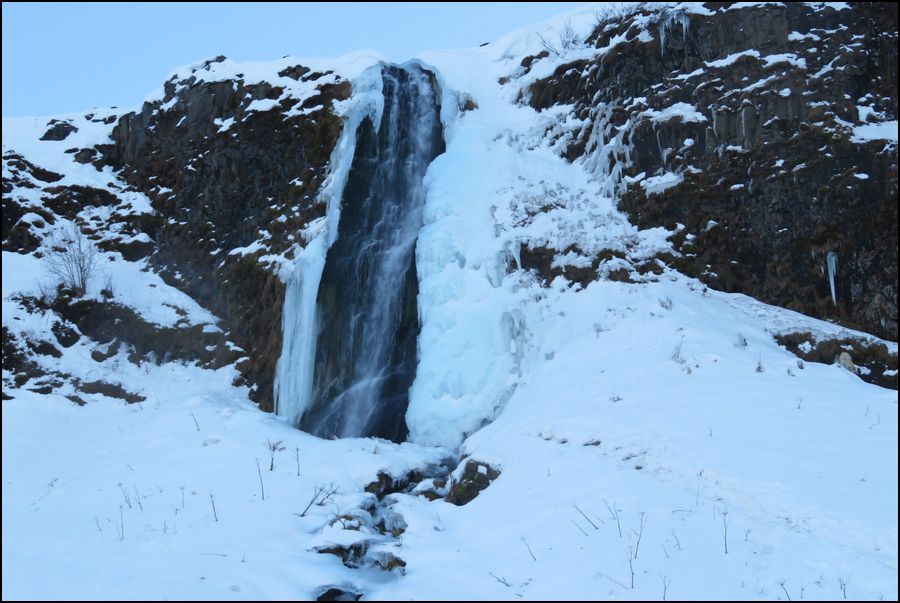 セリャラントスフォスの滝＠アイスランド/南部エリア