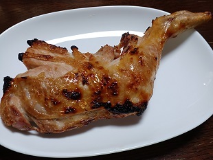 国産鶏もも肉の塩焼き
