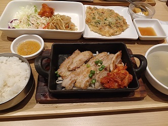 韓美膳のサムギョプサルセット